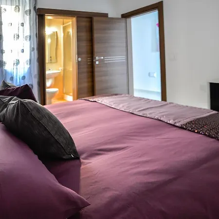 Meddeluxe Whitepearl Apartment Marsaxlokk